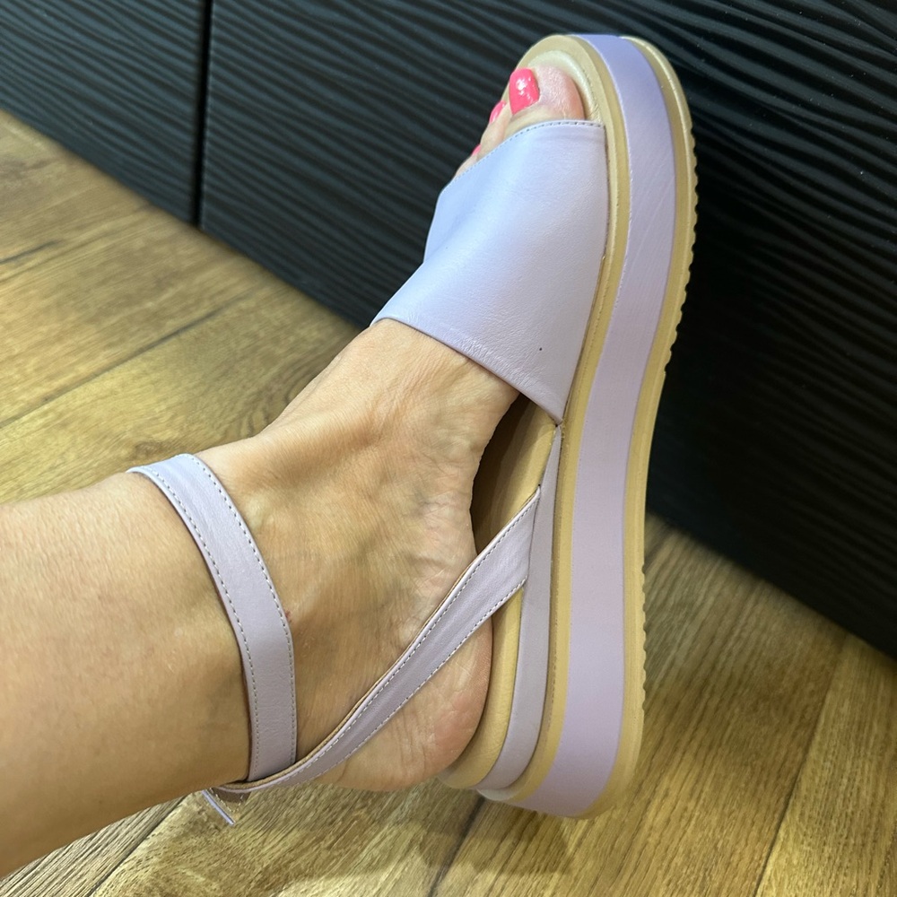 Chic Lavender Platform Sandals